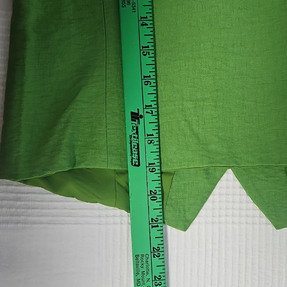 1.State Sleeveless Button Down V-neck Vest: Salted Lime: Size- 4‎